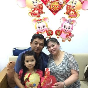 Meet your Posher, Yen